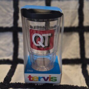 NEW Tervis Quick Trip QT 24 oz Plastic insulated Drinking Cup Tumbler